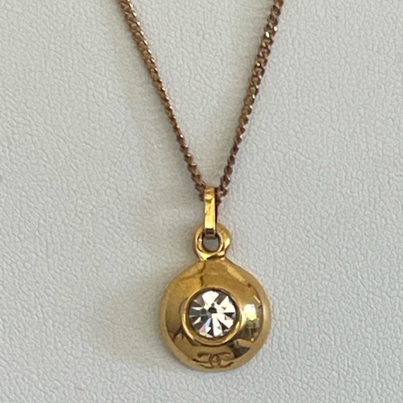 CHANEL Pendant Necklace - Picture 1 of 9